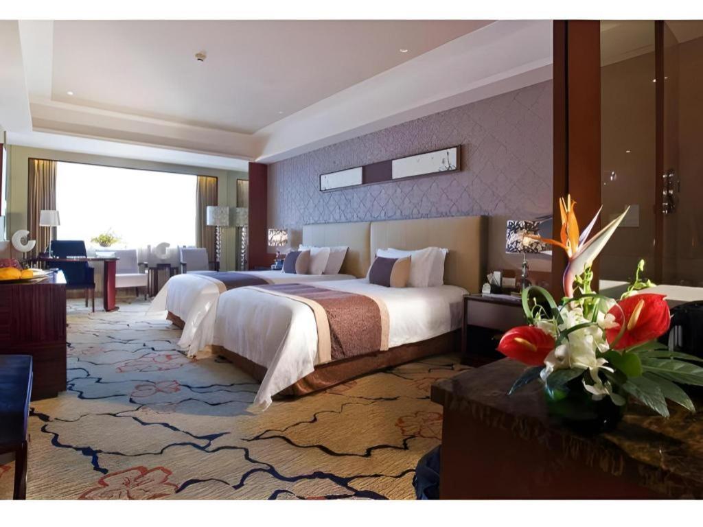 Eurasia International Hotel Tungkuan Kültér fotó