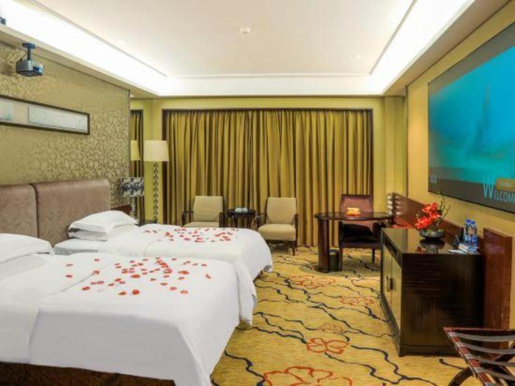 Eurasia International Hotel Tungkuan Kültér fotó