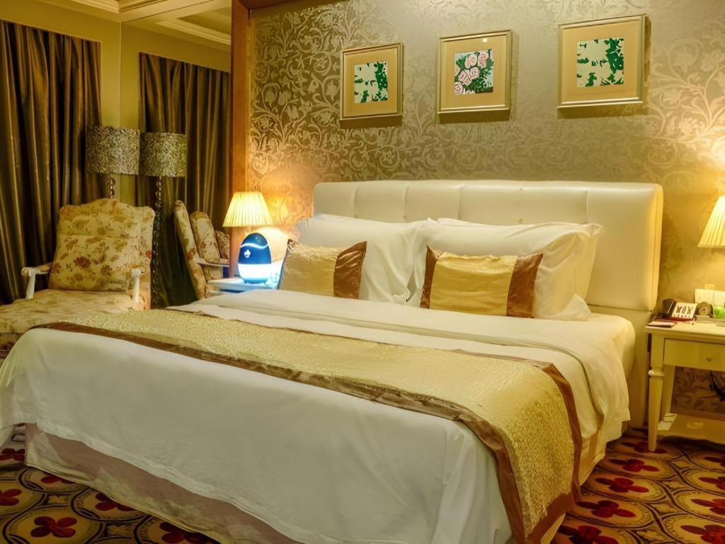 Eurasia International Hotel Tungkuan Kültér fotó